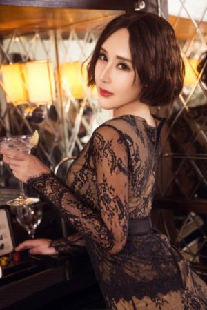 婷婷六月天在线_1080P免费观看