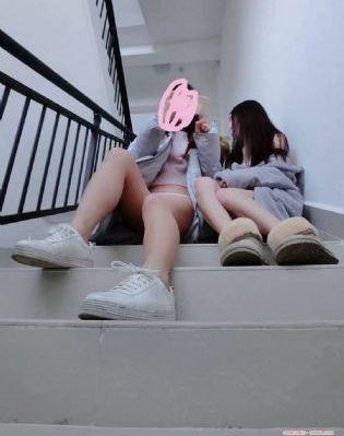 假日暖洋洋_高清迅雷电影在线