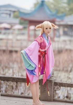 欧美精品国产制服第一页_BD韩语完整版观看